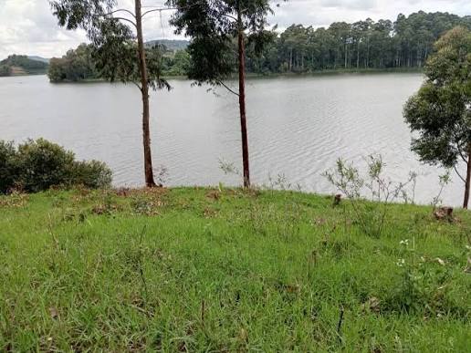 Lakefront Land, 1.6 Acres Bunyonyi Kabale Uganda — for sale in Munanira Island