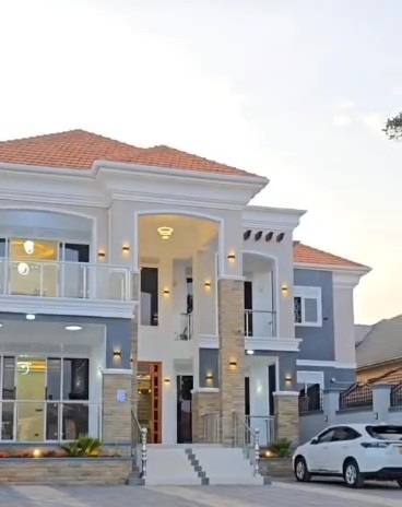 Munyonyo 7 bedrooms family house for sale Uganda — for sale in Munyonyo, Kampala Uganda